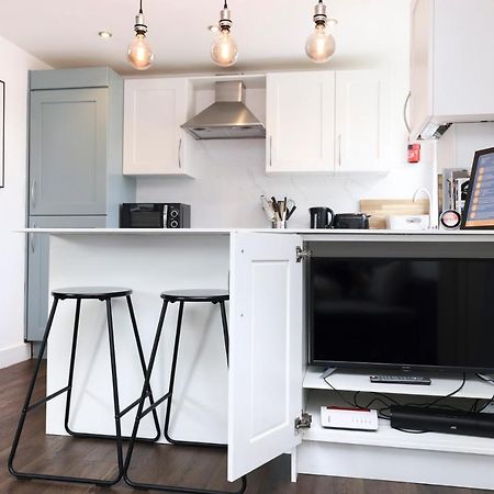 Joivy Contemporary Royal Mile Apartment With Balcony EDI Kültér fotó