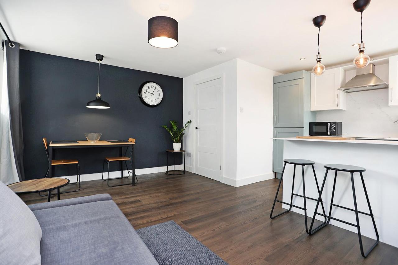 Joivy Contemporary Royal Mile Apartment With Balcony EDI Kültér fotó