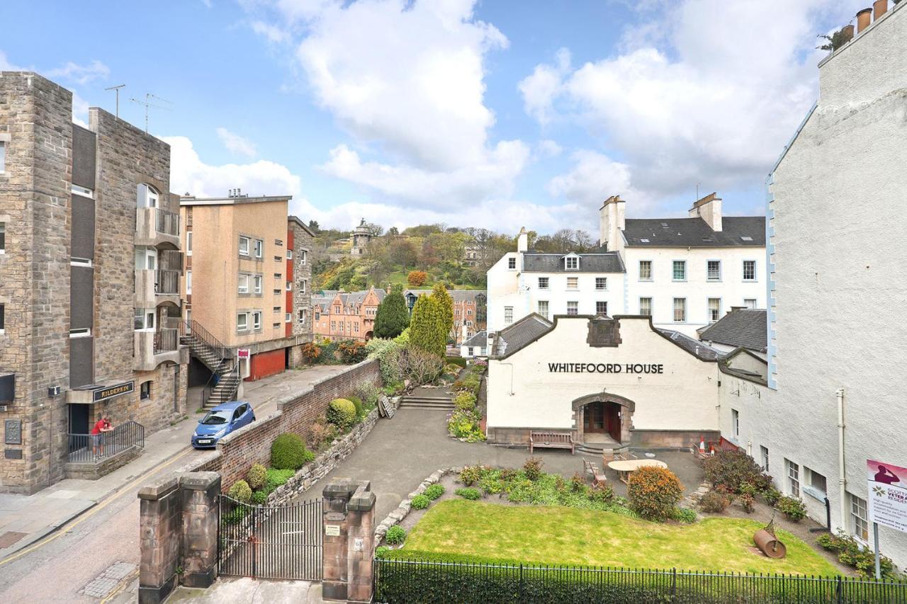 Joivy Contemporary Royal Mile Apartment With Balcony EDI Kültér fotó