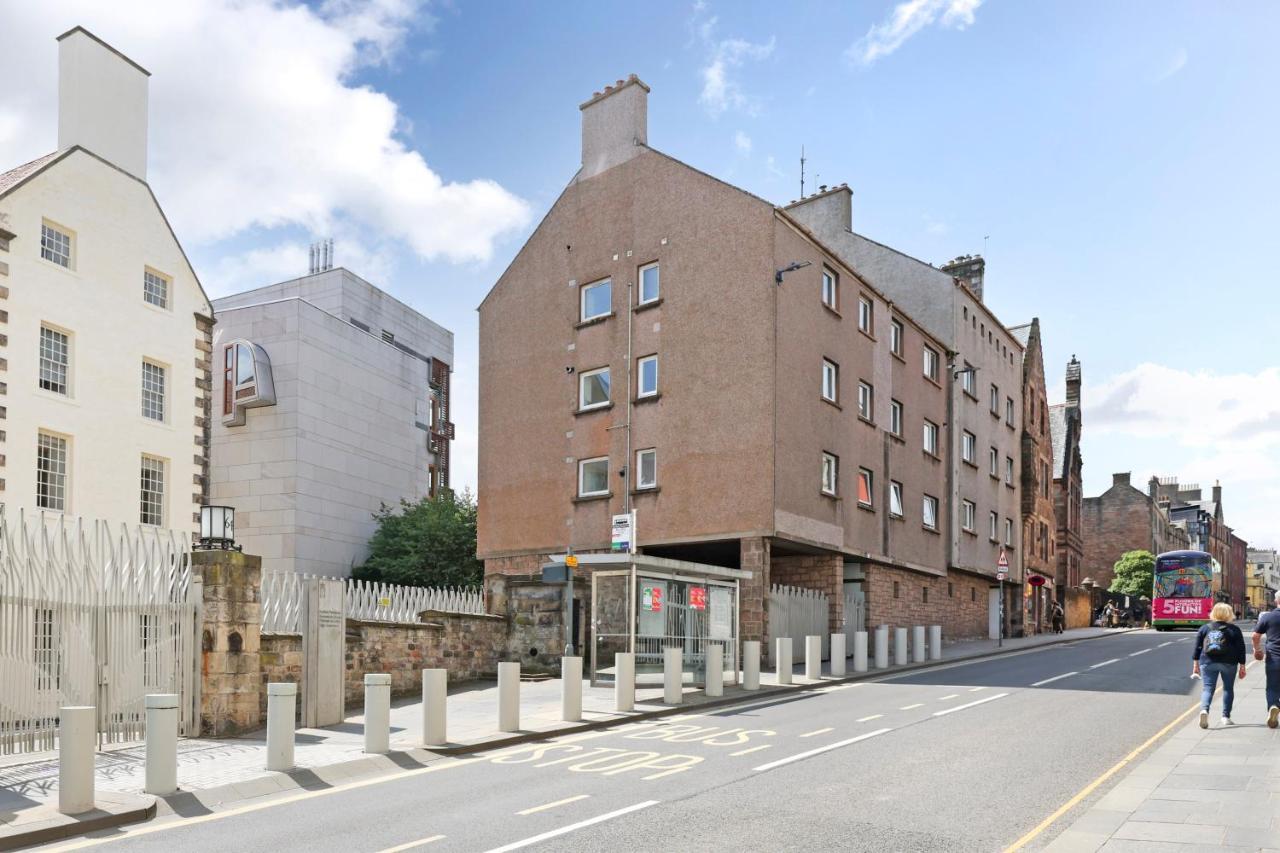 Joivy Contemporary Royal Mile Apartment With Balcony EDI Kültér fotó